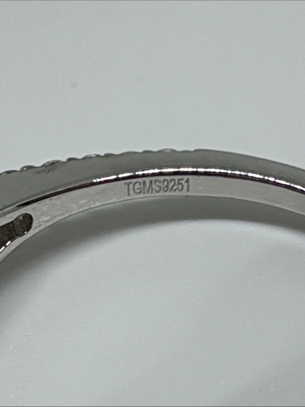 N/A gorgeous solid